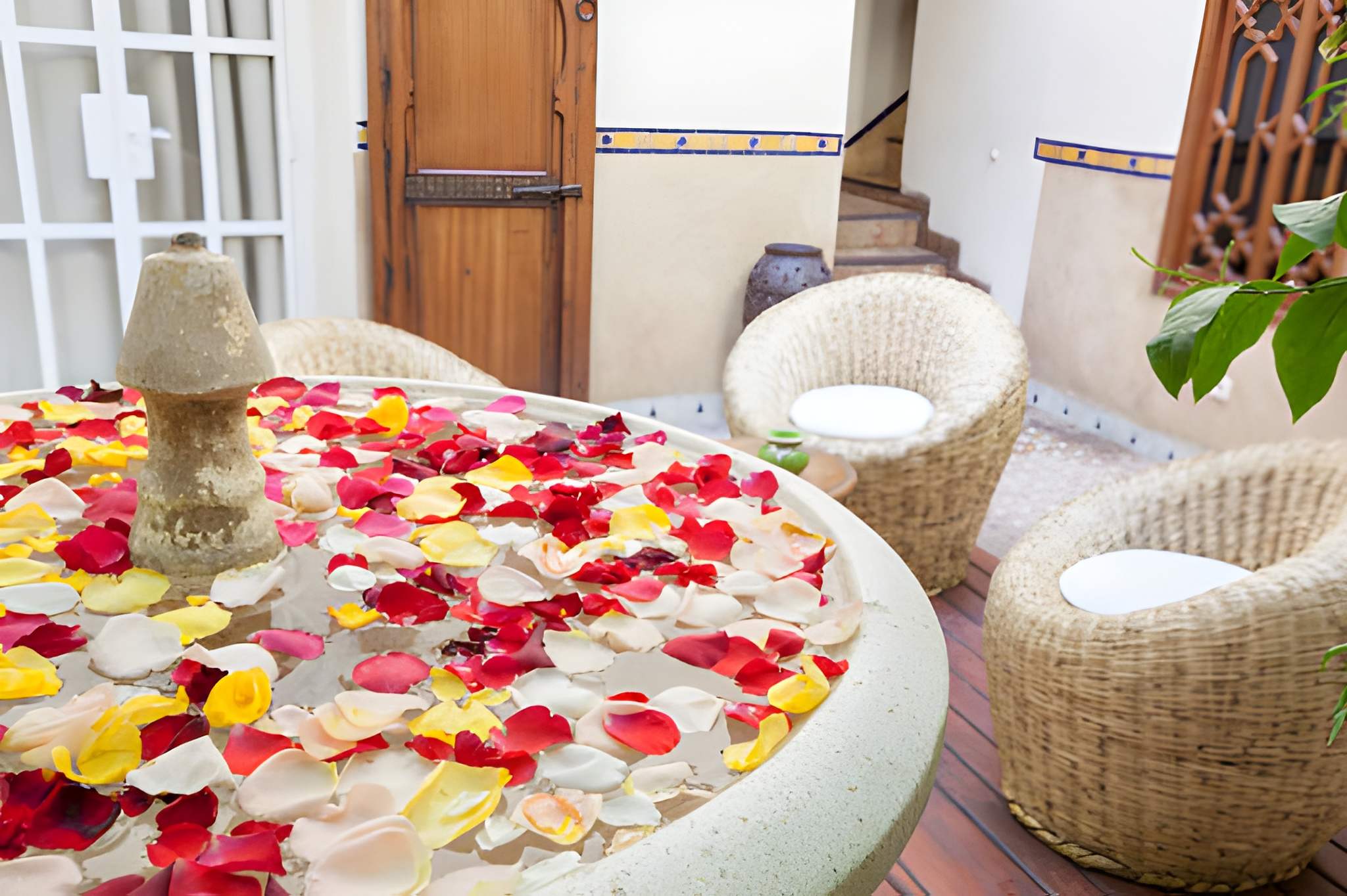Luxury floral arch